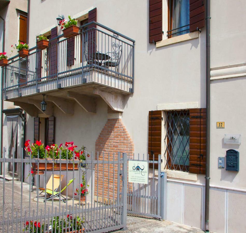 Hotel La Finestra Sul Castello Soave  Exterior foto