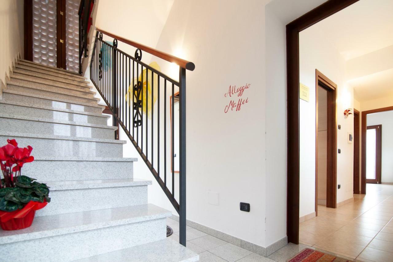 Hotel La Finestra Sul Castello Soave  Exterior foto
